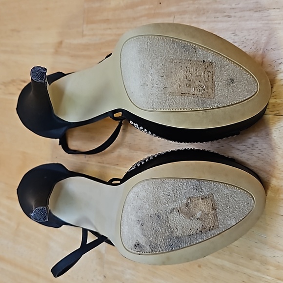 Shoedazzle black pumps size 7.5 - Picture 6 of 9